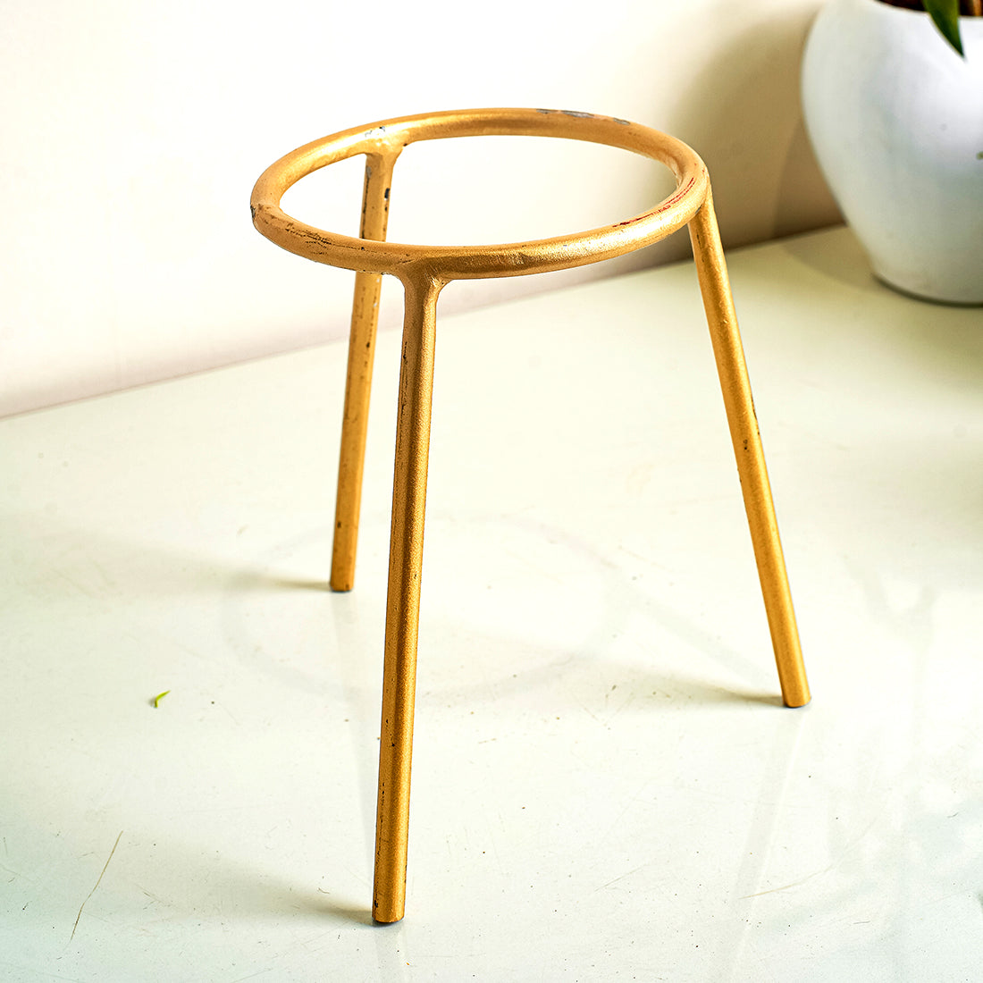 Metal Planters Long Round Gold Stand, Stylish Long Round Strong legs Perfect Stand For Planter indoor and Outdoor ( Planters Holder Stand - Set of 1)