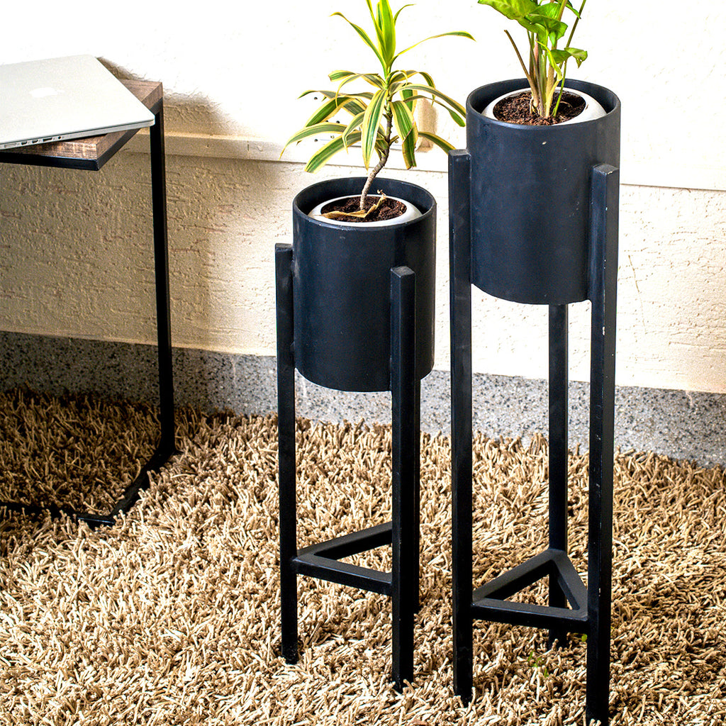 Plant Stand Set - 2-Piece Modern Metal Planter with Tall Metal Stand - Decorative Standing Flower Succulent Pot Holder, Indoor Outdoor Black