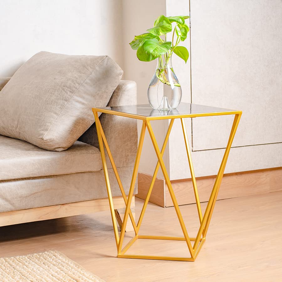 Diamond Corner Table with Plant Jar (Other Pose)